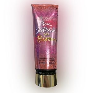 Victory’s Secret fragrance lotion Pure Seduction in Bloom